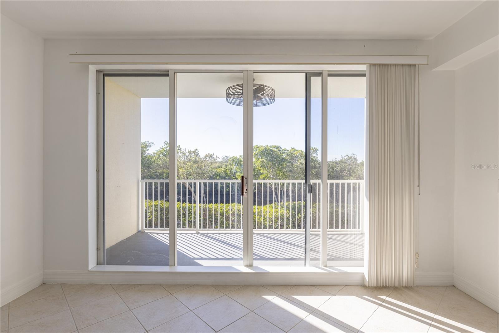 BAHIA BEACH TWNHMS PH 2 - Residential