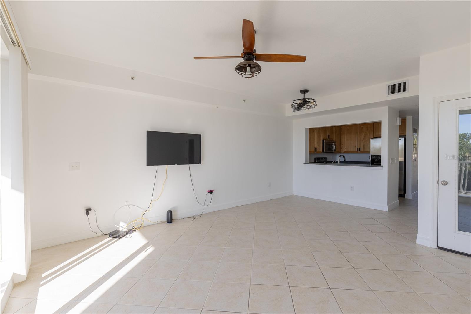 BAHIA BEACH TWNHMS PH 2 - Residential