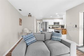 WINDSOR MILL - Residential Lease