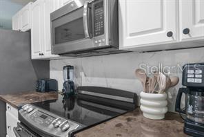 WINDSOR MILL - Residential Lease