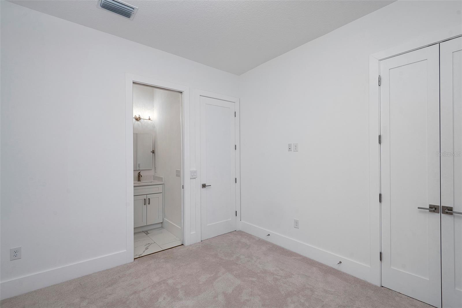 MOORINGS/CLERMONT - Residential