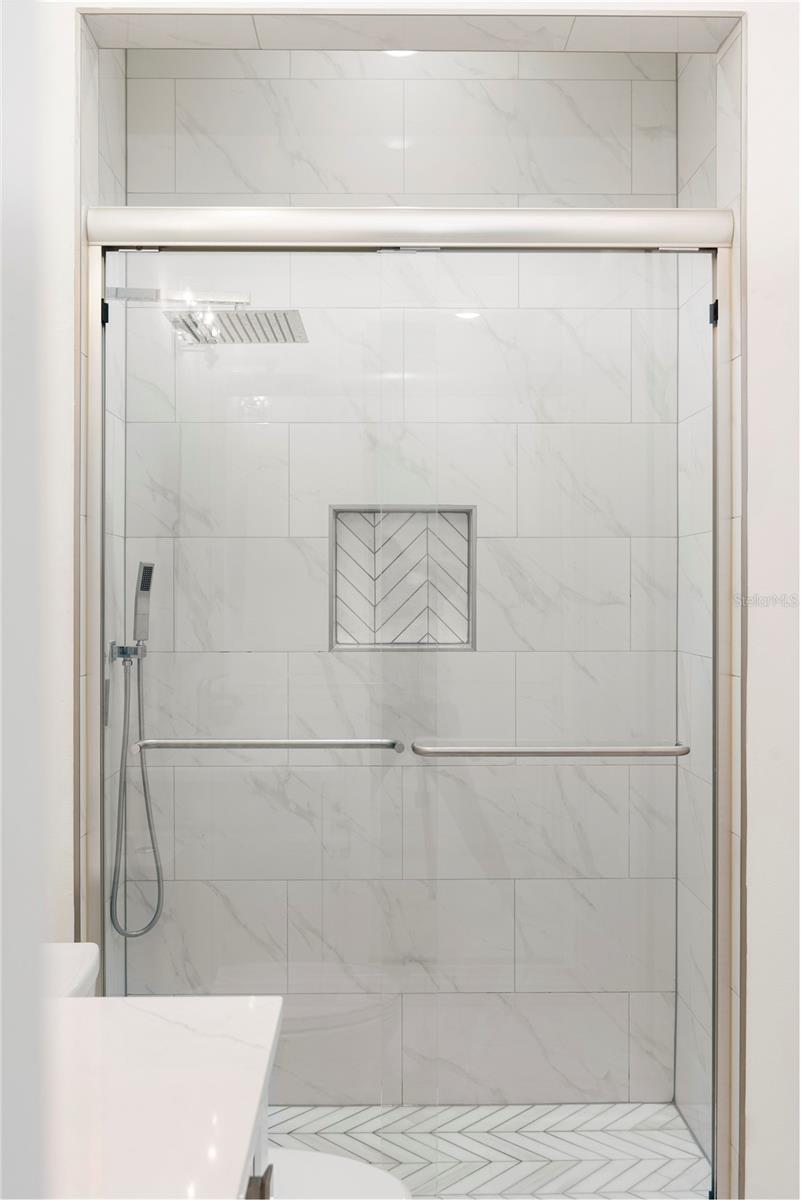 MOORINGS/CLERMONT - Residential