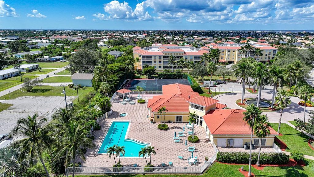 Photo of 255 W End Drive #4204, Punta Gorda, FL 33950 (MLS # C7516301)