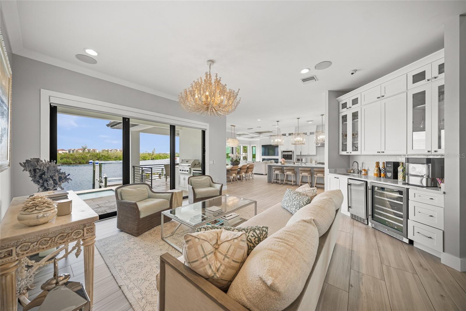 SIESTA COVE SUB - Residential