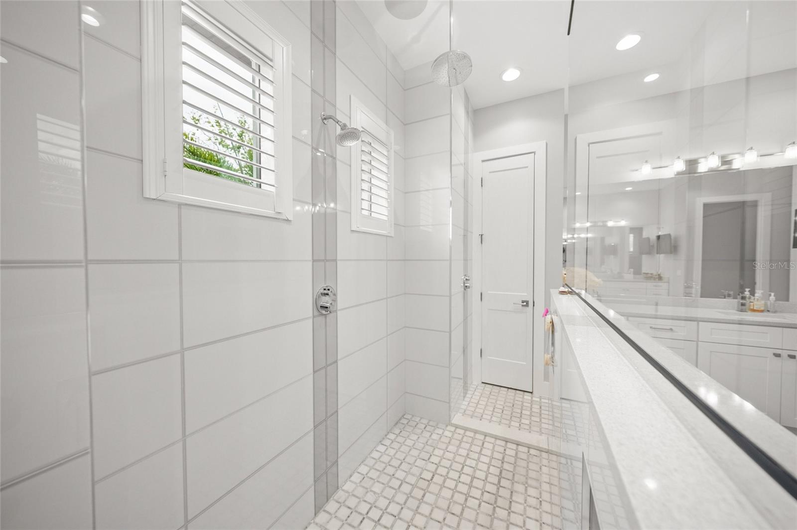 SIESTA COVE SUB - Residential