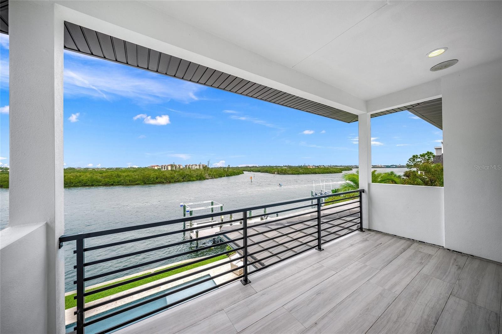 SIESTA COVE SUB - Residential