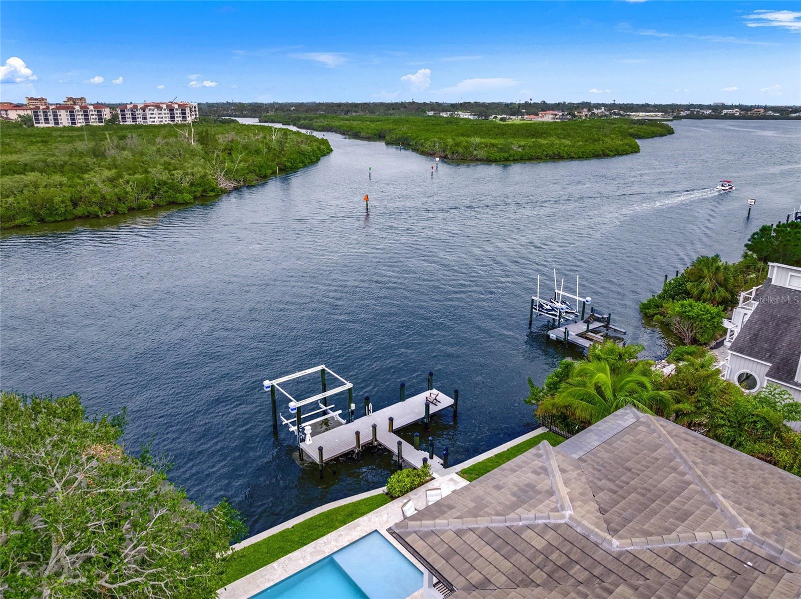 SIESTA COVE SUB - Residential