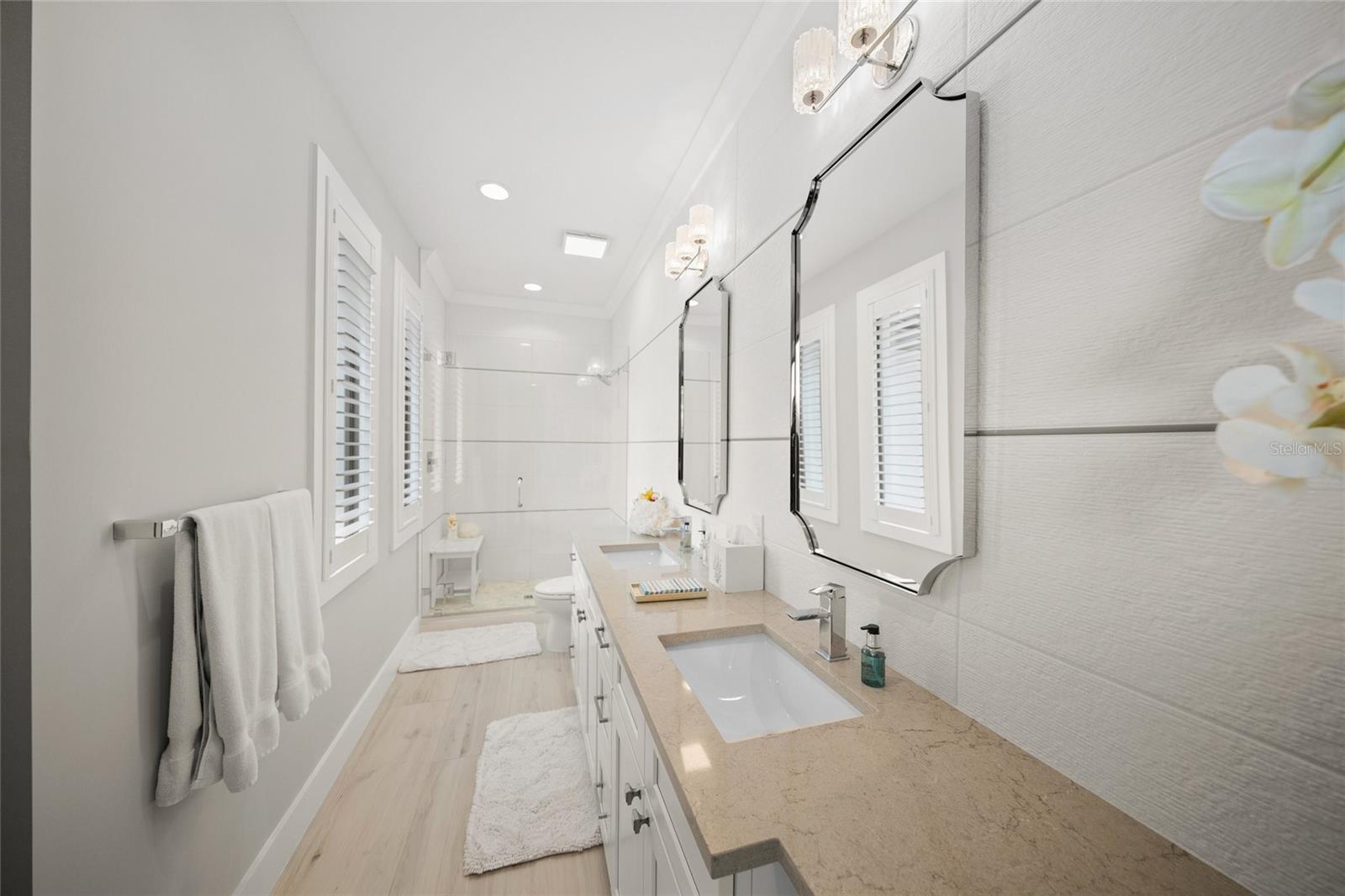 SIESTA COVE SUB - Residential