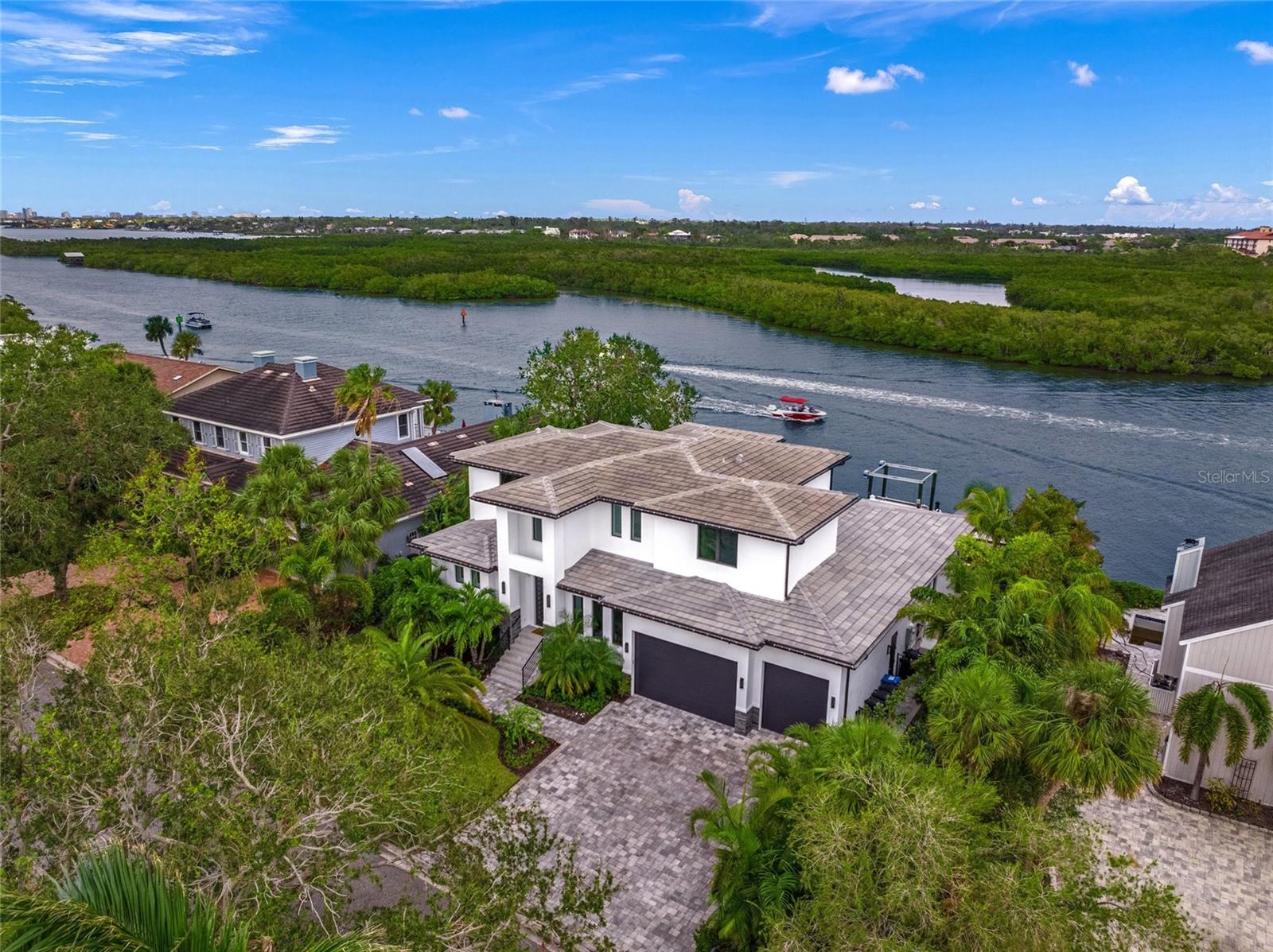 SIESTA COVE SUB - Residential