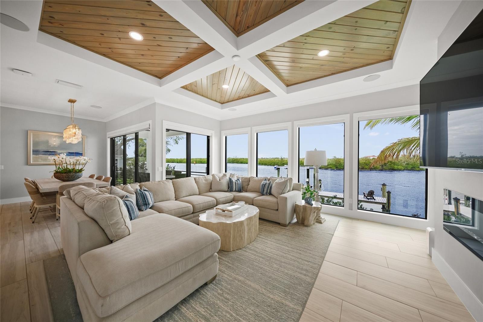 SIESTA COVE SUB - Residential