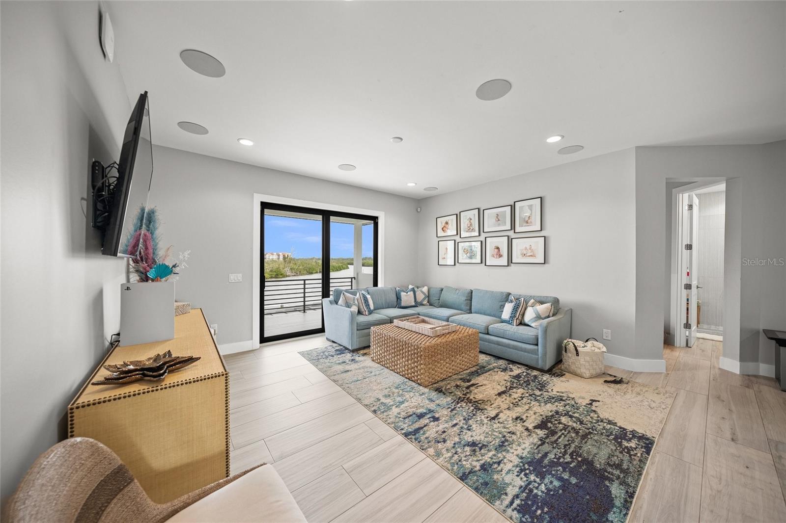 SIESTA COVE SUB - Residential