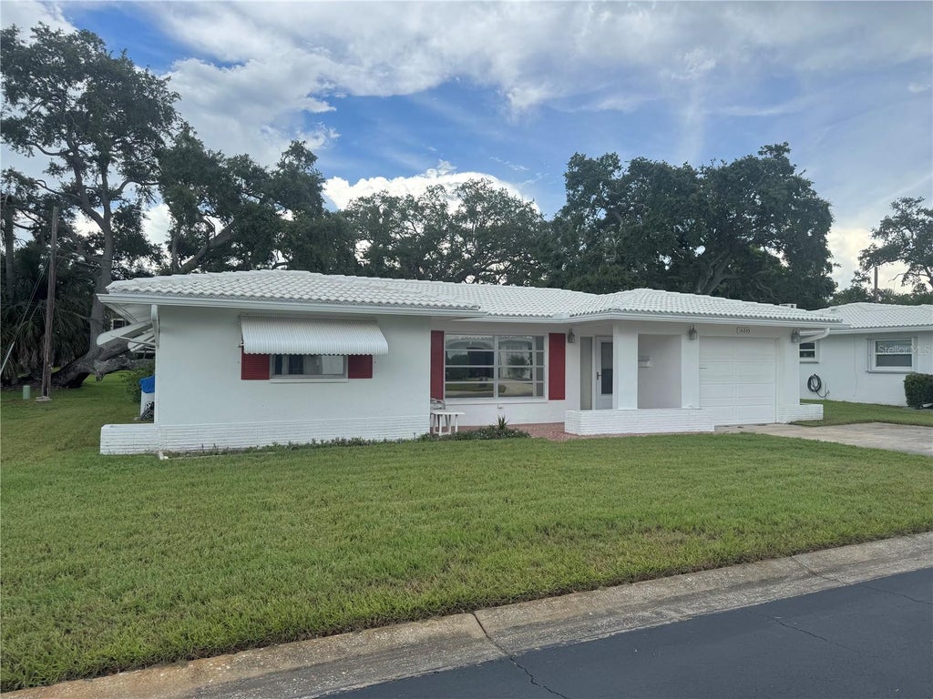 Photo of 14245 93rd Avenue, Seminole, FL 33776 (MLS # GC542973)