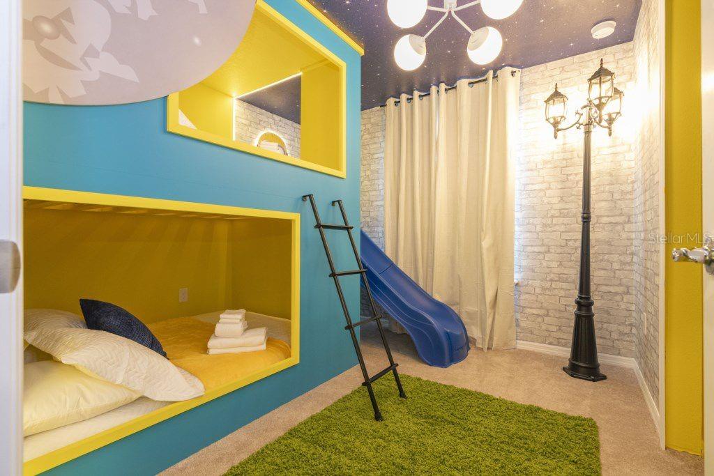 WINDSOR ISLAND RESIDENCE PH 3 - Residential