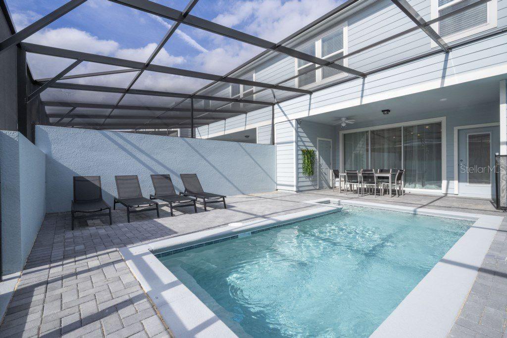 WINDSOR ISLAND RESIDENCE PH 3 - Residential