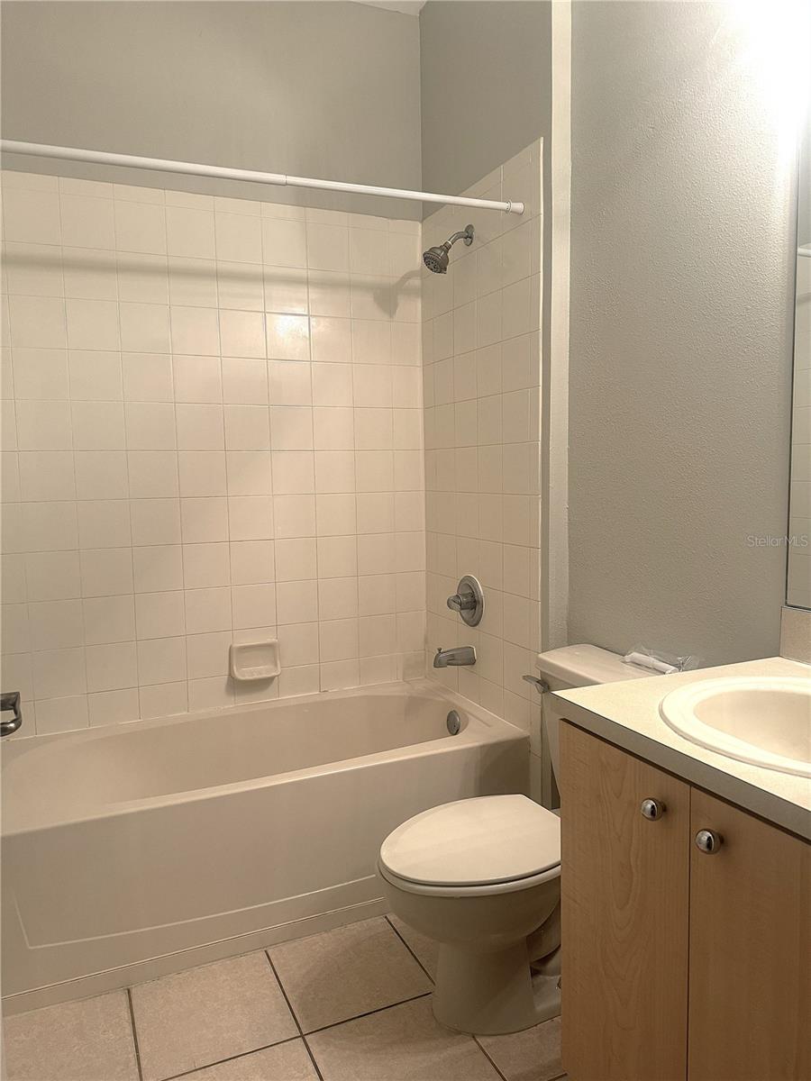 RIVERCREST PH 1B2 - Residential Lease