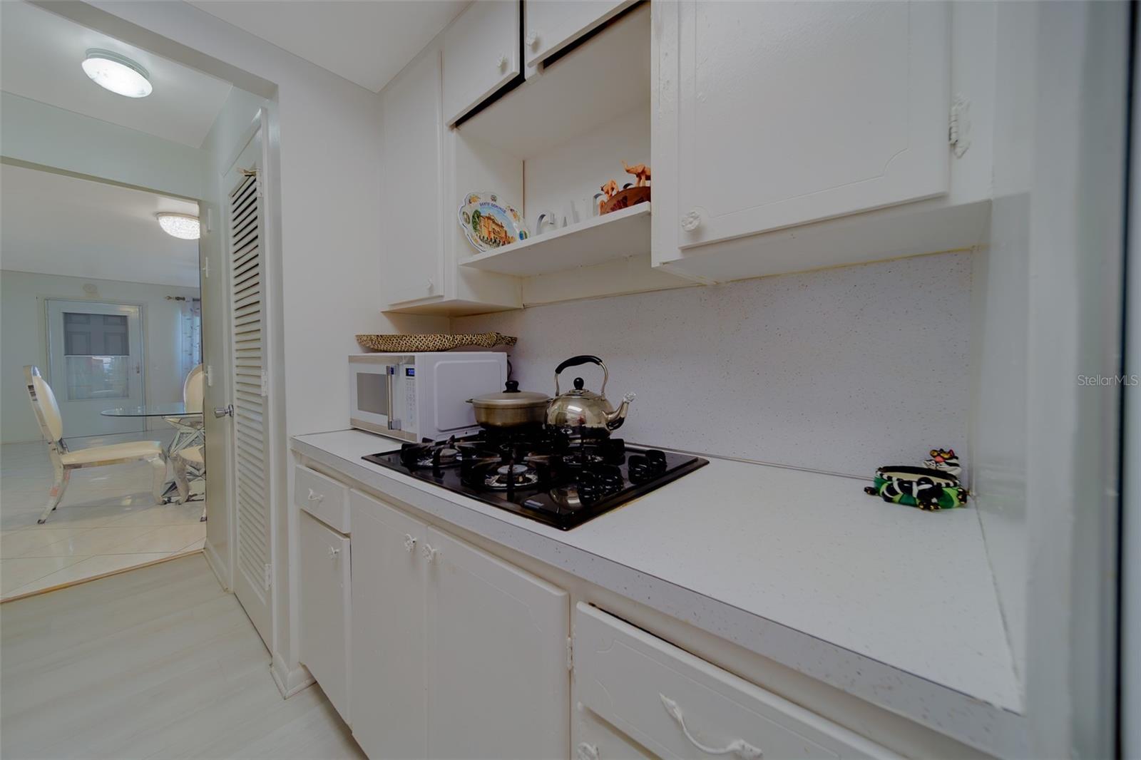 TOWN APTS CONDO - Residential
