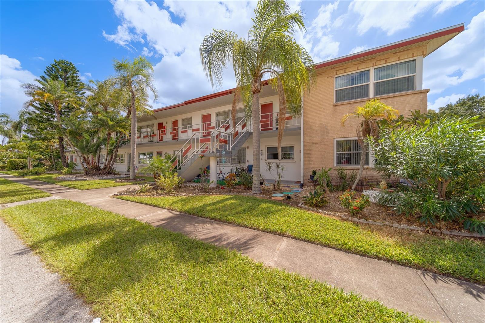 TOWN APTS CONDO - Residential