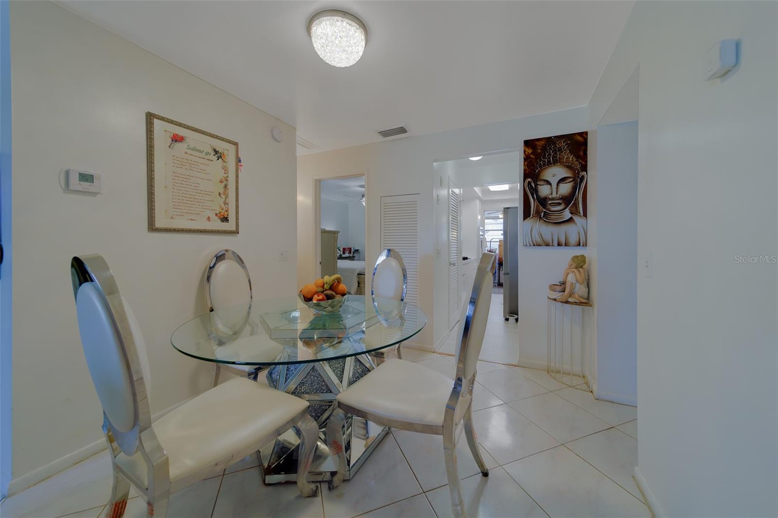 TOWN APTS CONDO - Residential