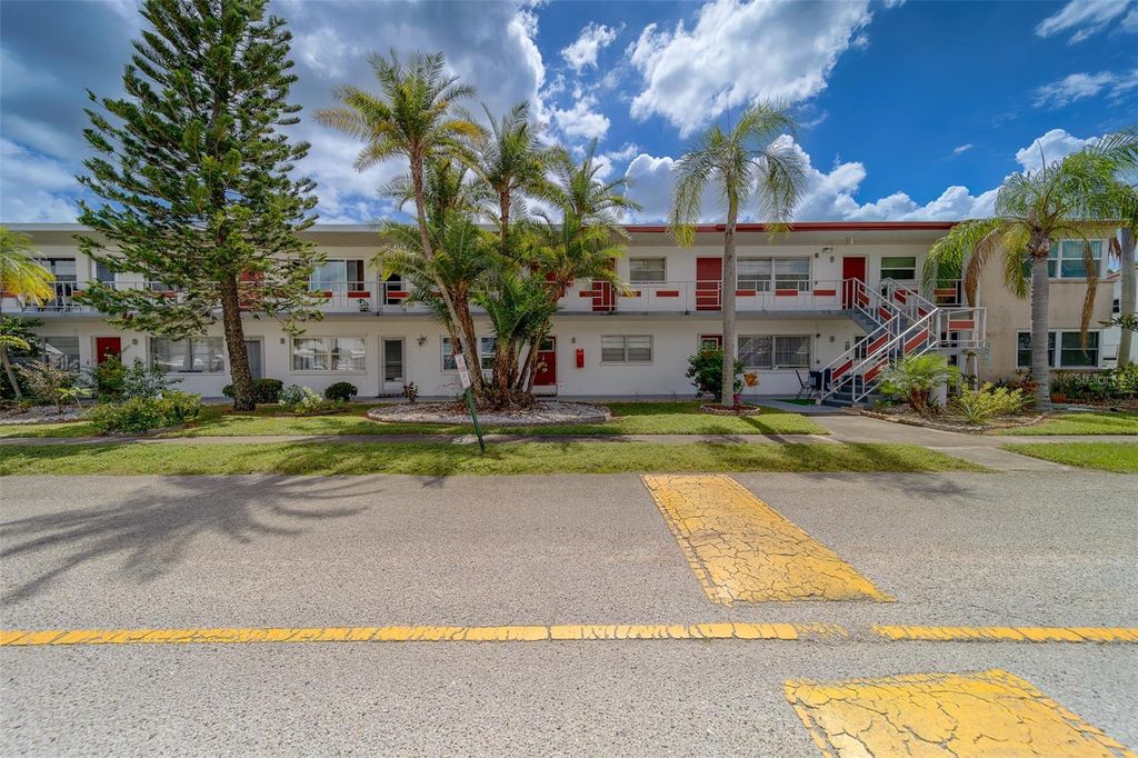 Photo of 1900 58th Avenue N #26, St Petersburg, FL 33714 (MLS # TB8433429)