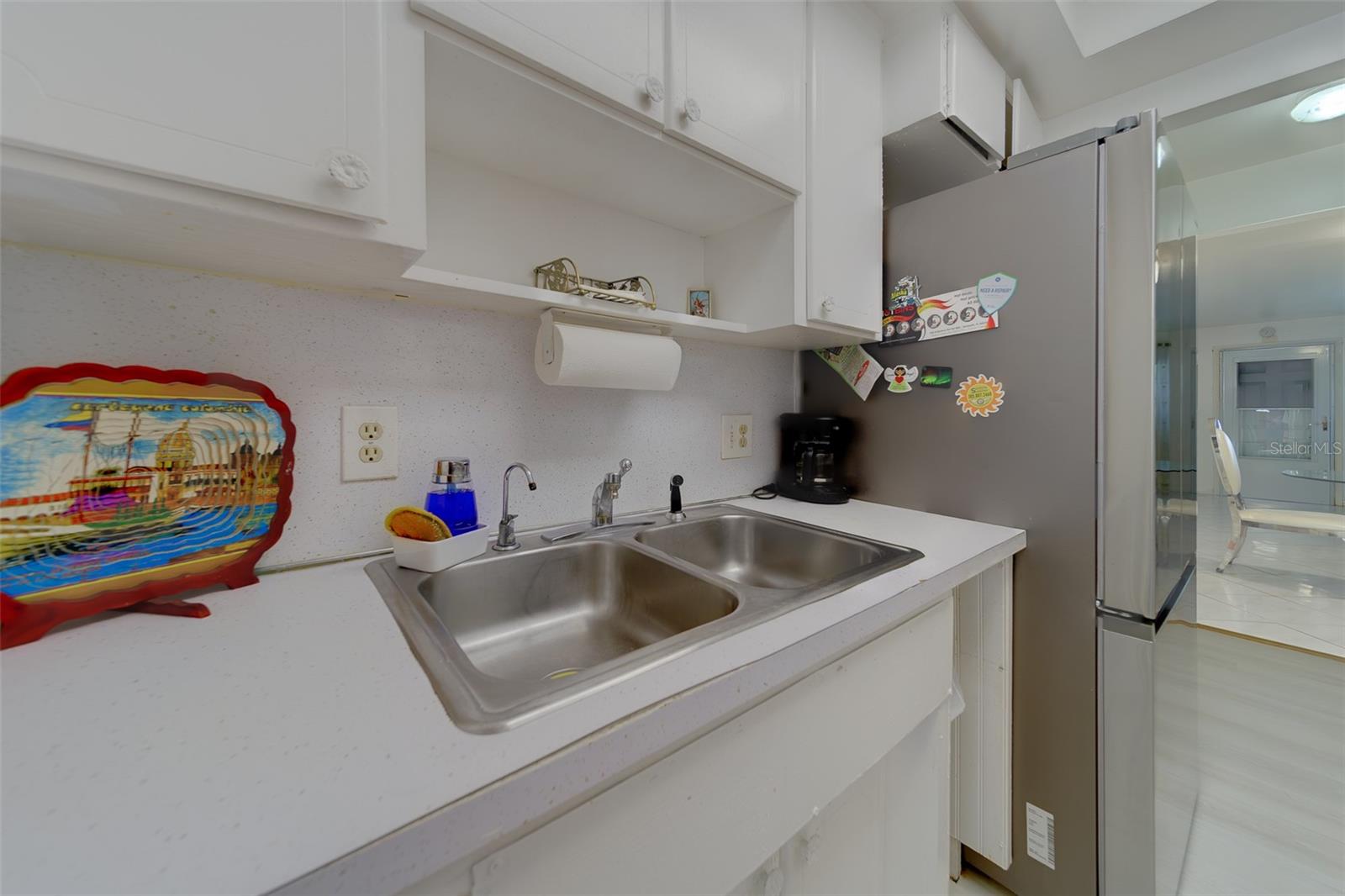 TOWN APTS CONDO - Residential