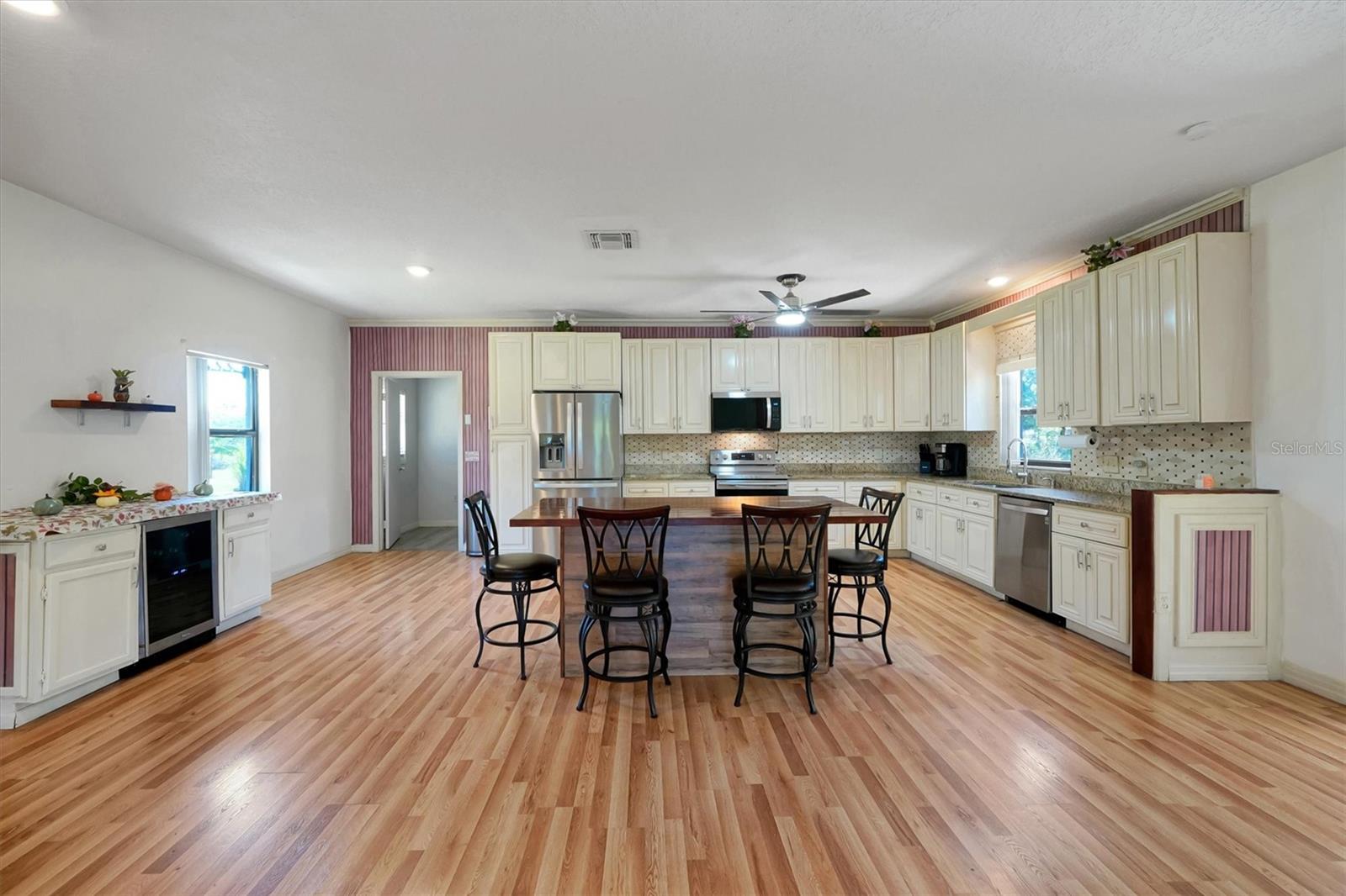 ST CLOUD MANOR ESTATES UNIT 2 - Residential