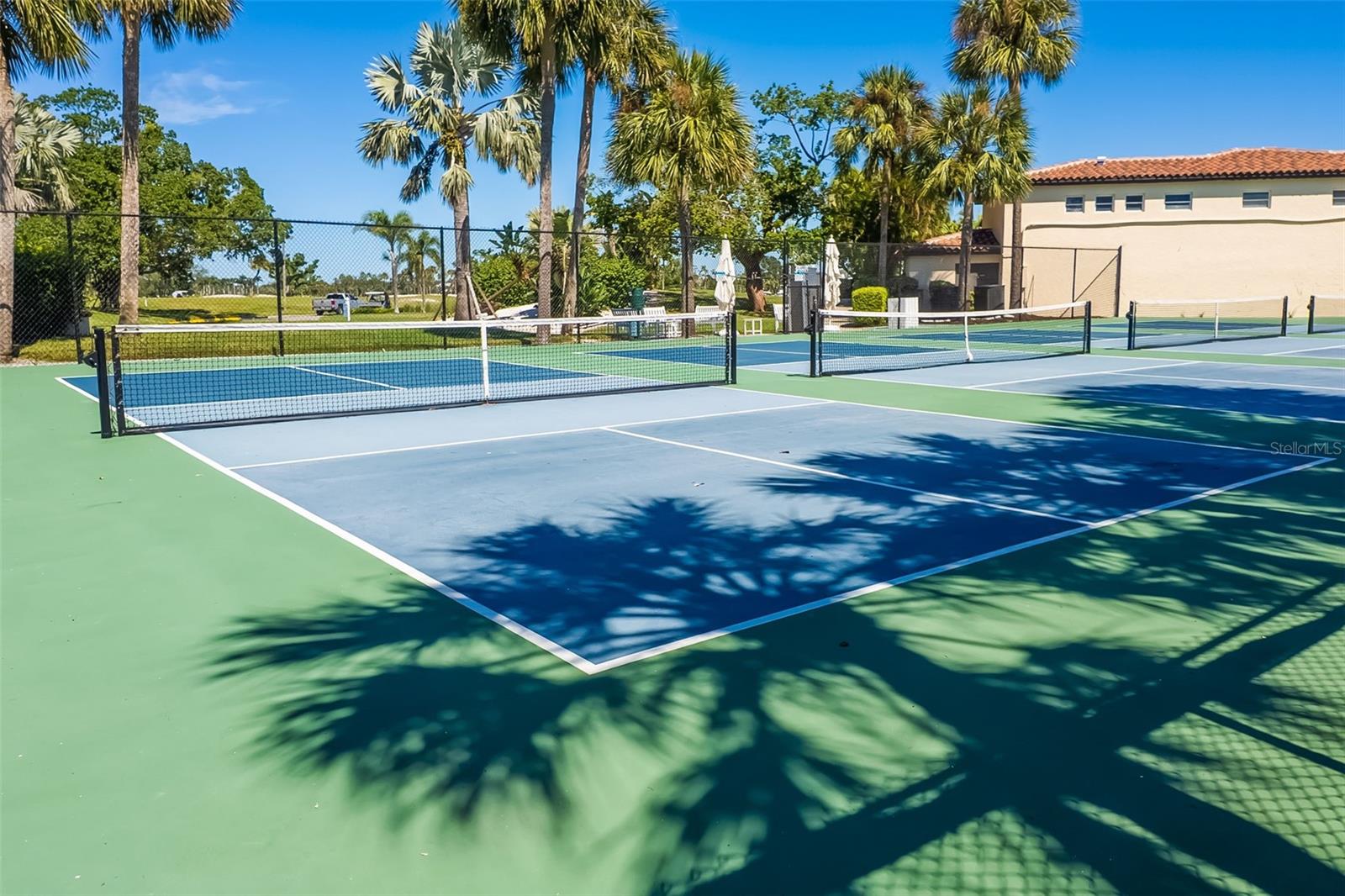 HARBOUR OAKS 2 - Residential