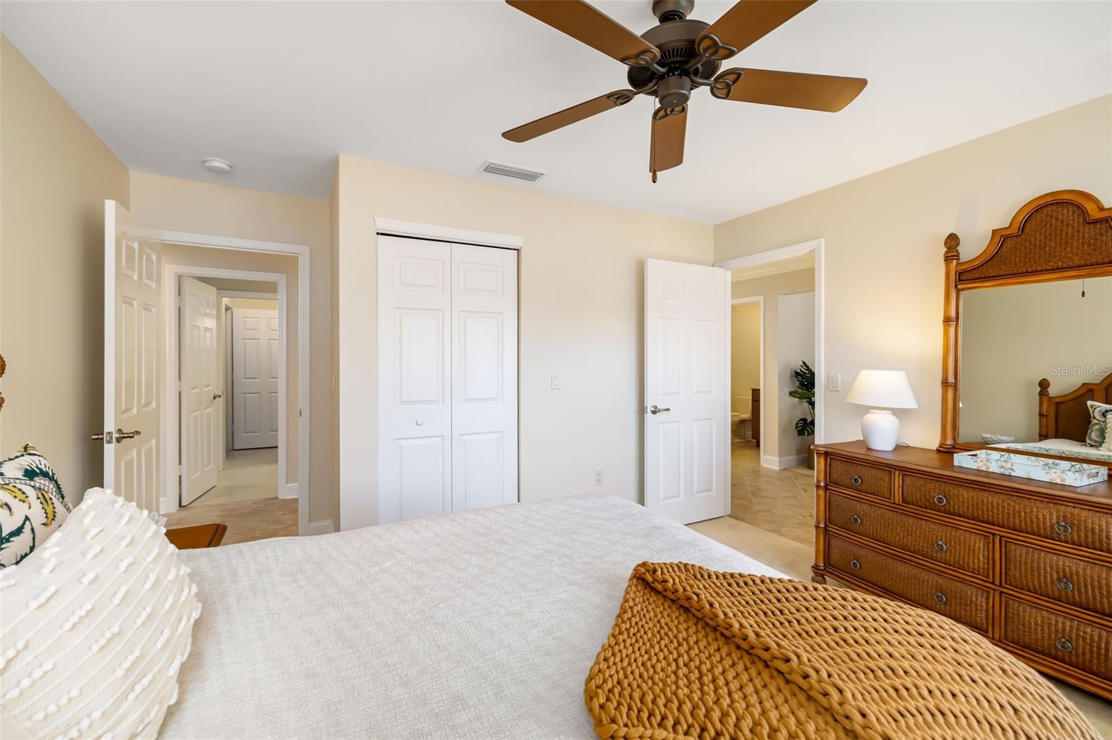 HARBOUR OAKS 2 - Residential