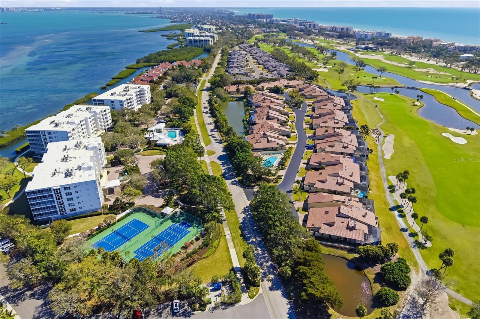 HARBOUR OAKS 2 - Residential