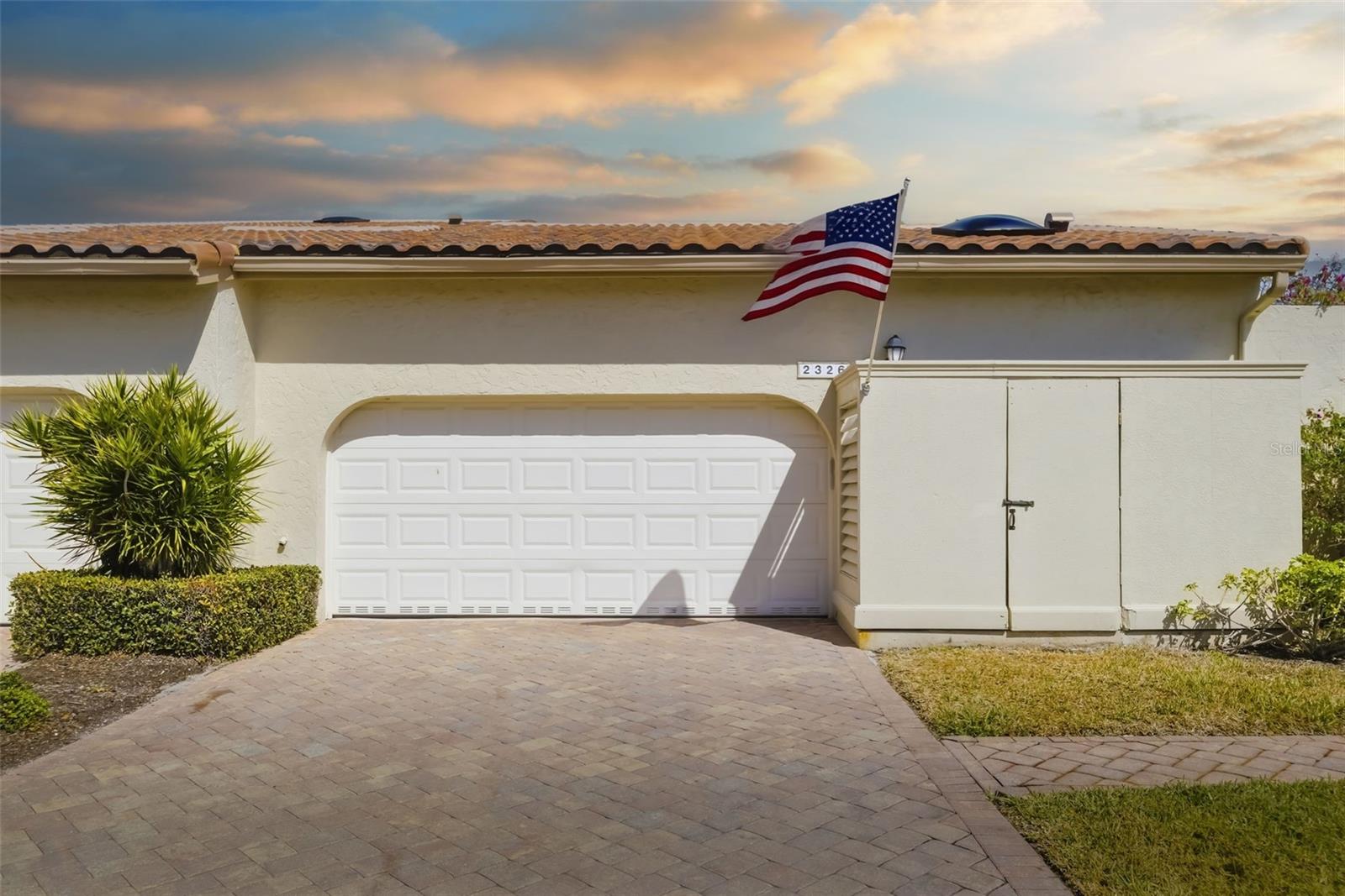 HARBOUR OAKS 2 - Residential