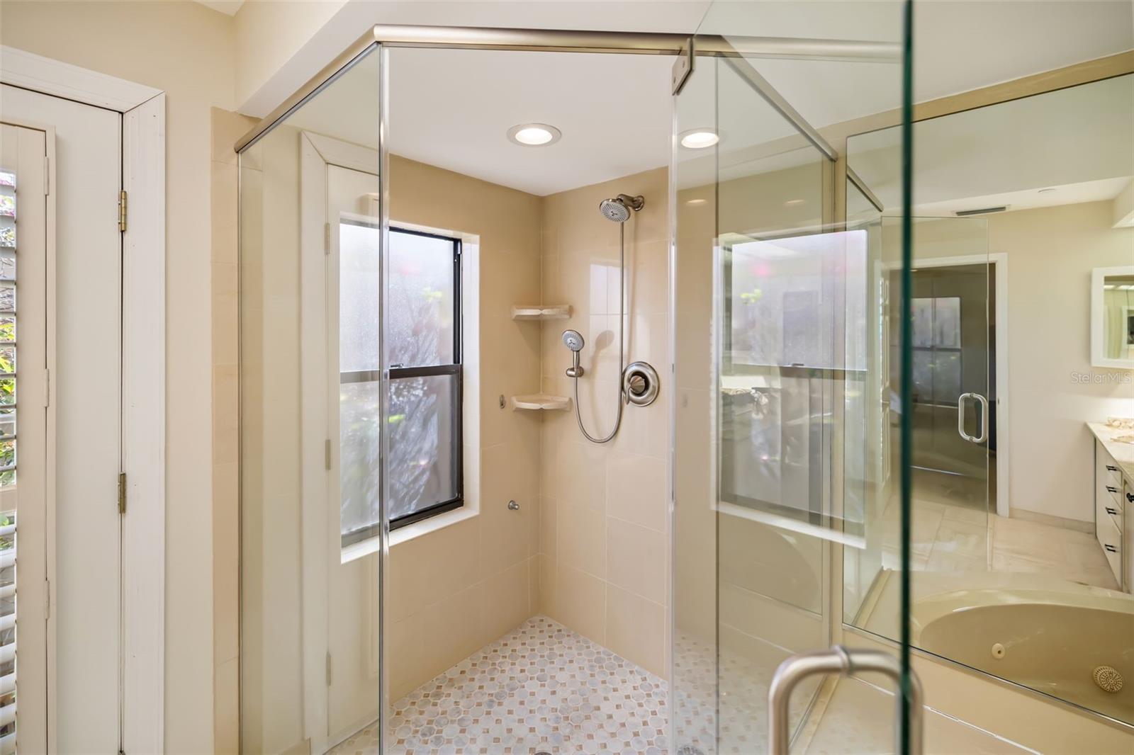 HARBOUR OAKS 2 - Residential