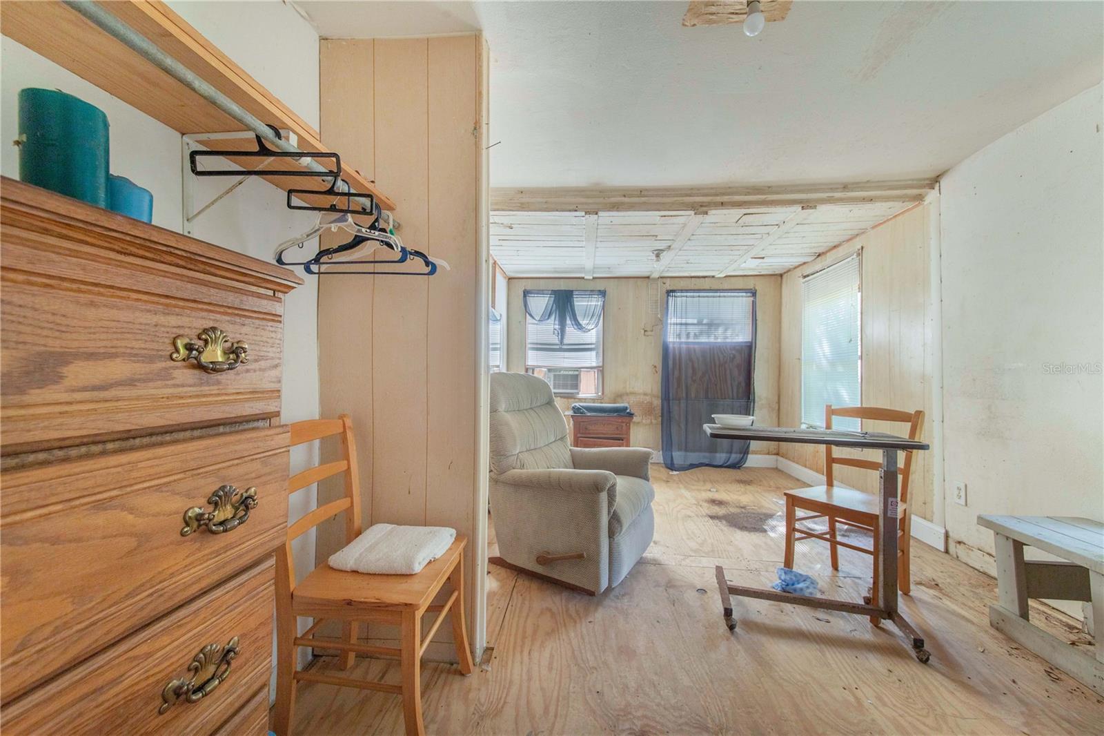 BROADWAY SUB - Residential