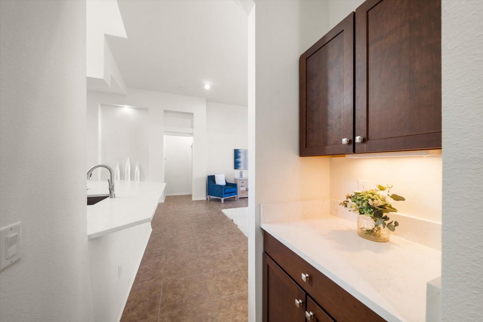 KENSINGTON ISLE - Residential