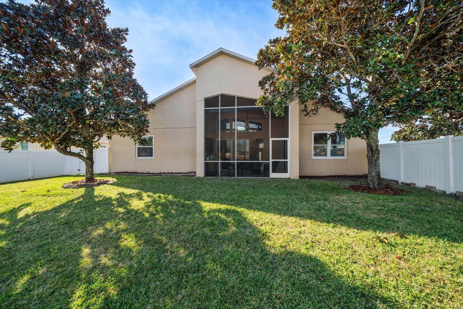 KENSINGTON ISLE - Residential