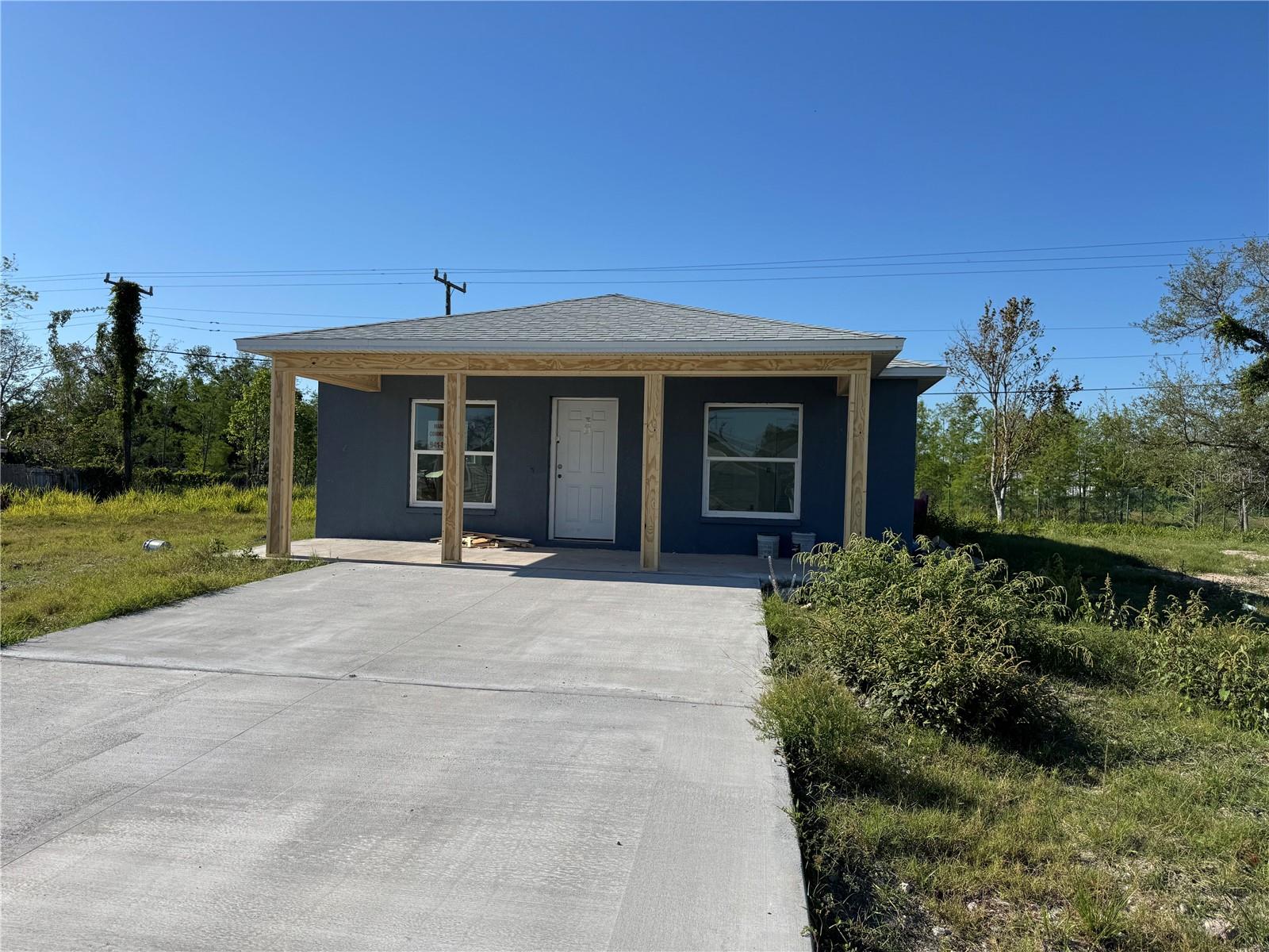 Pre-Construction. To be built. New 3 bedrooms, 2 Bathrooms, with this zoning, you can have a home, home with a business or just a business.
