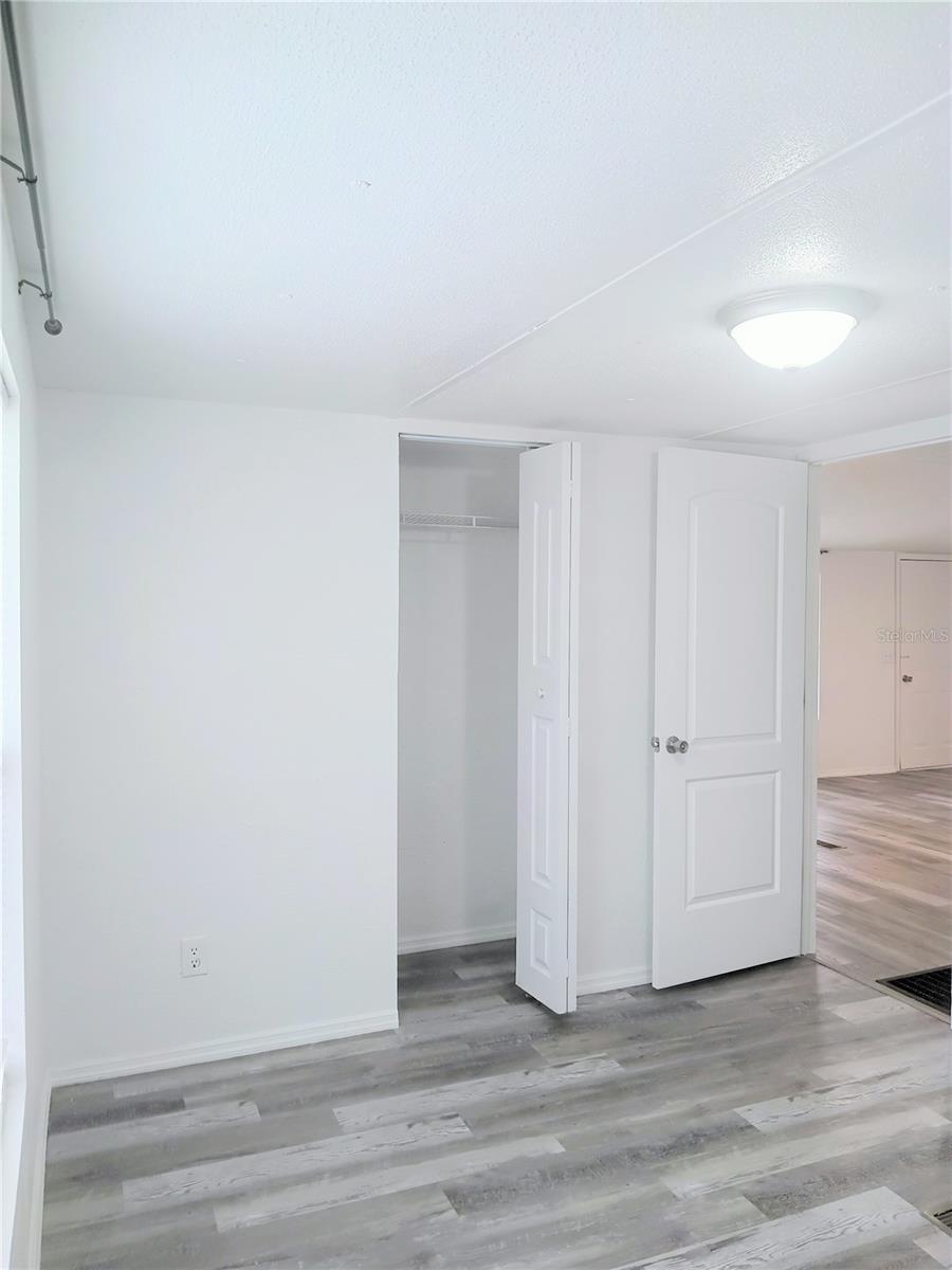 POTTERFIELD GARDEN ACRES UN 2 REPLAT BLK F LOT 2 - Residential