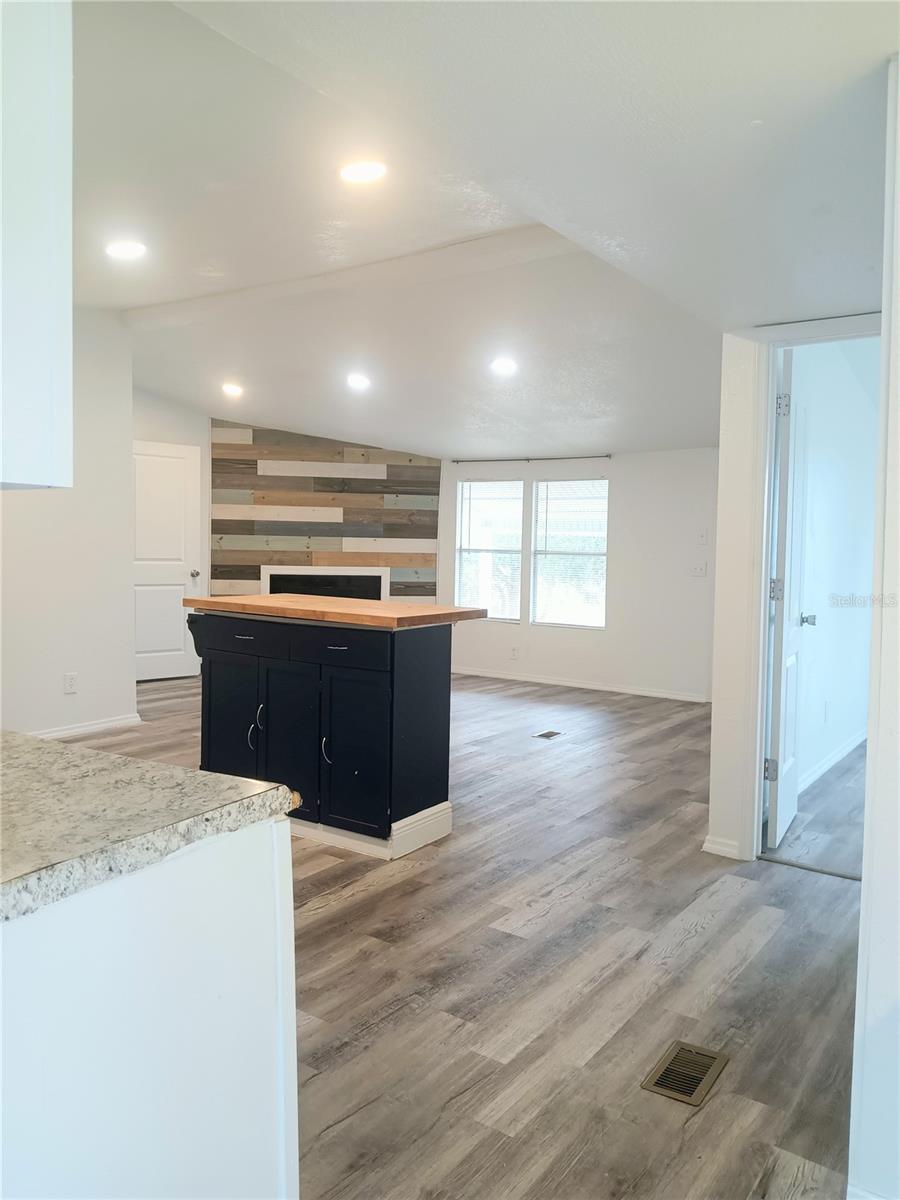 POTTERFIELD GARDEN ACRES UN 2 REPLAT BLK F LOT 2 - Residential