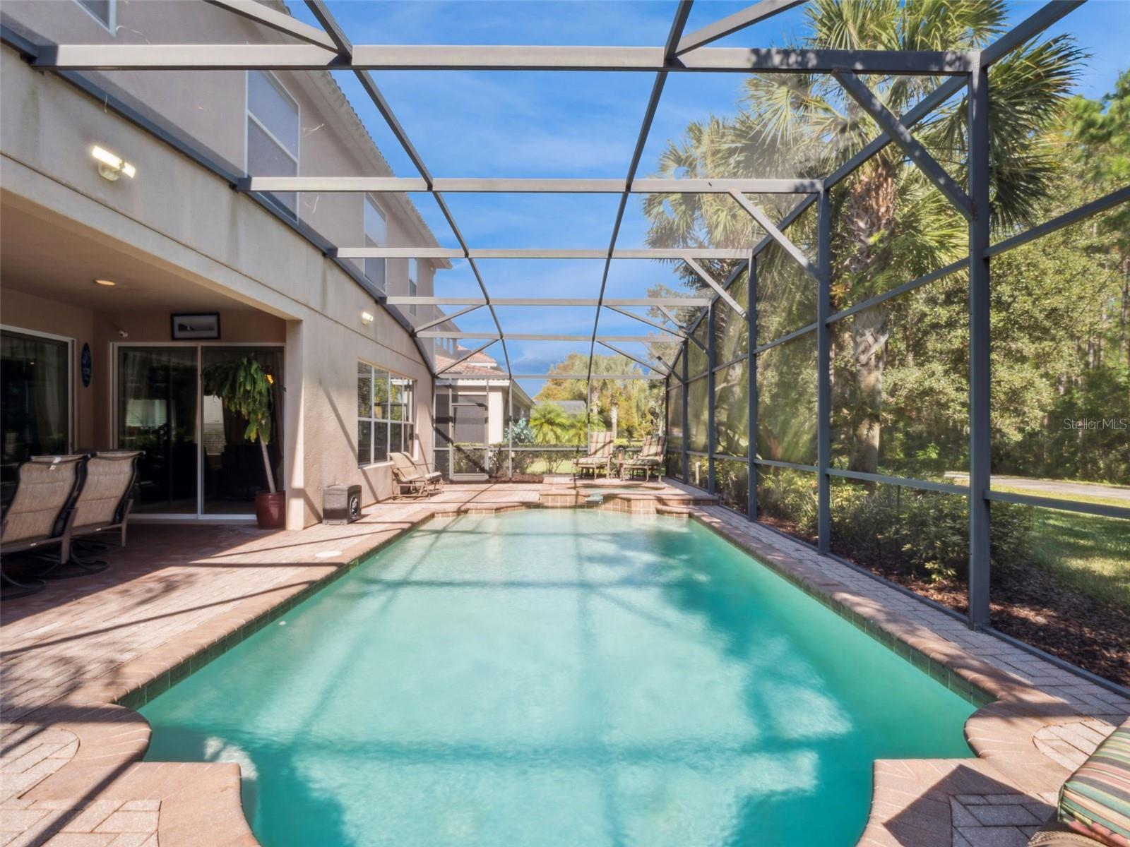 VILLAGEWALK/LK NONAB - Residential