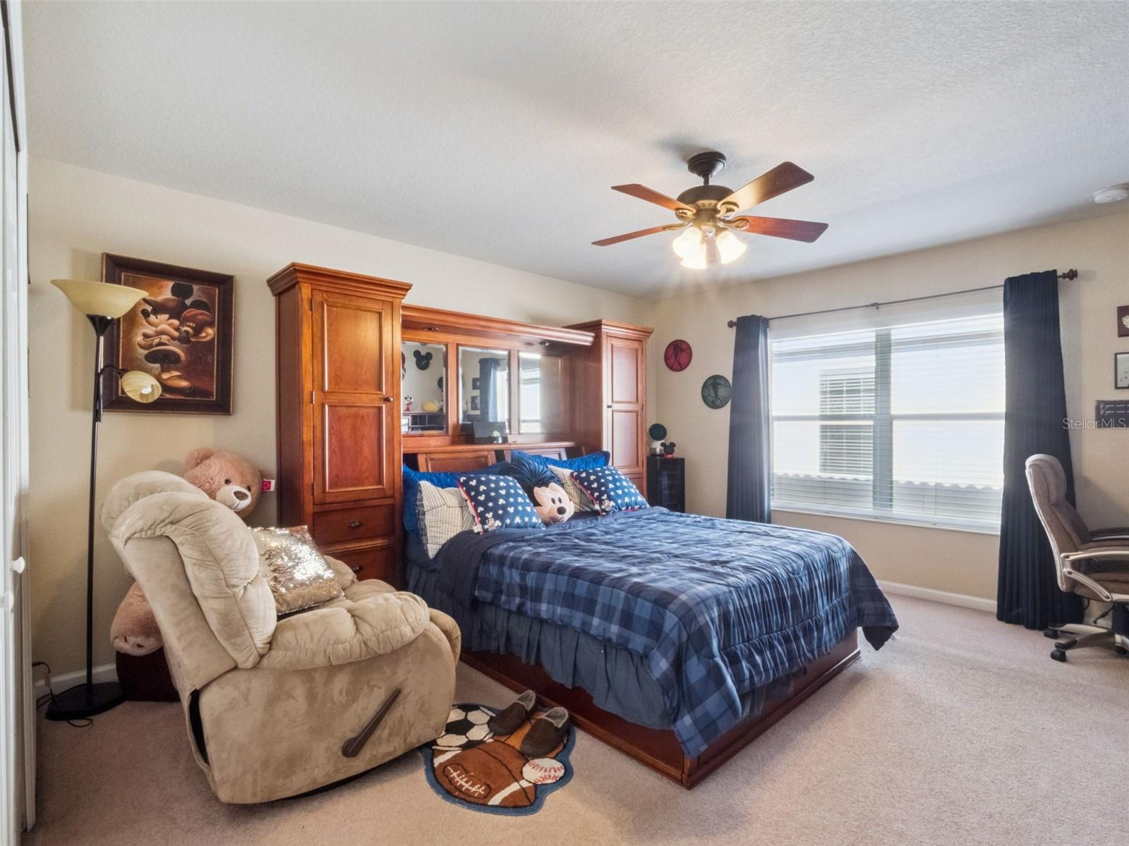 VILLAGEWALK/LK NONAB - Residential