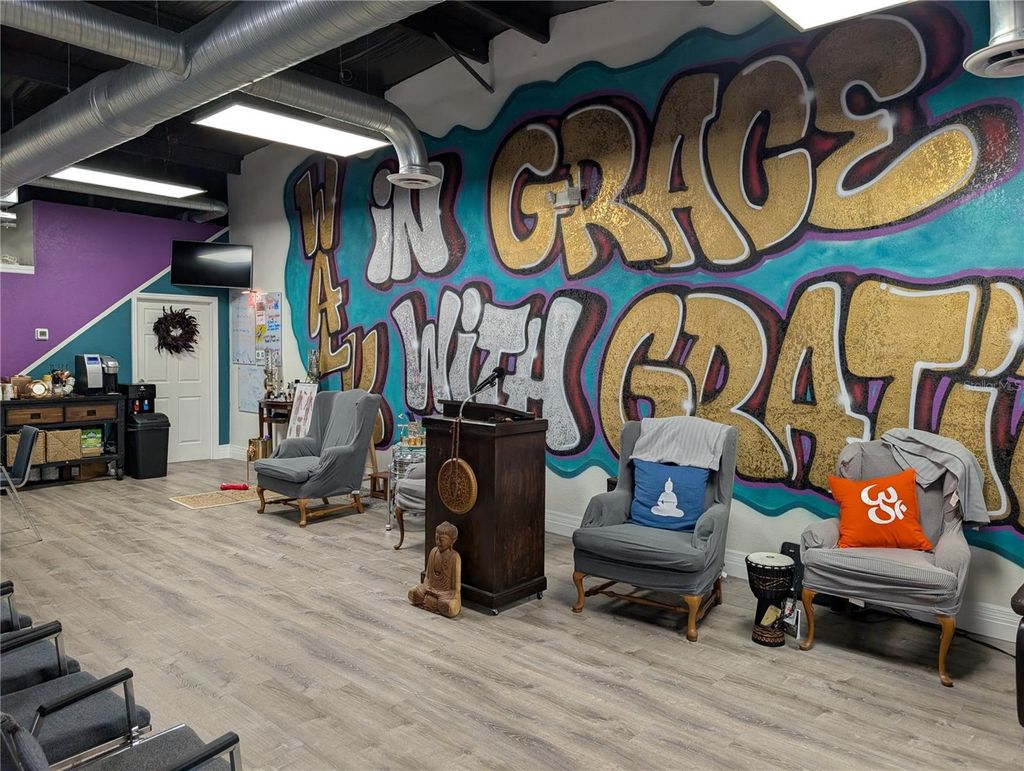 Photo of 7015 N Manhattan Avenue, Tampa, FL 33614 (MLS # TB8453947)