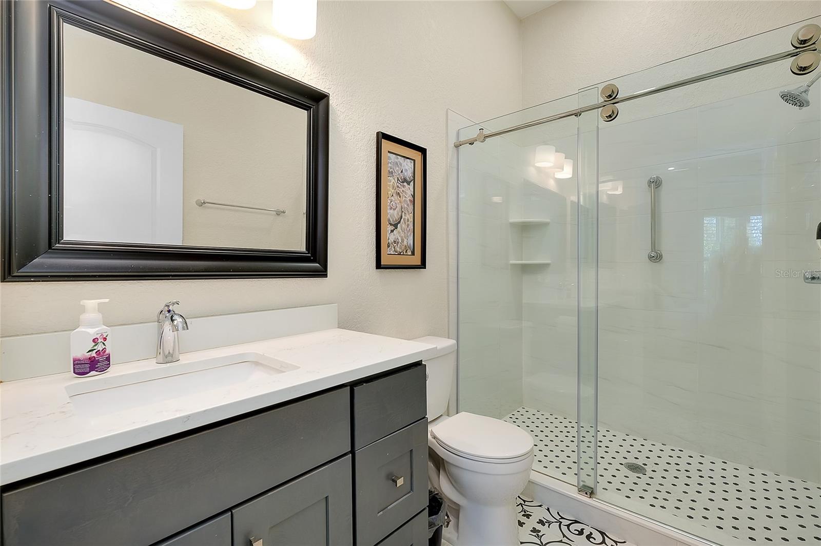 VENETIA PH 5 - Residential