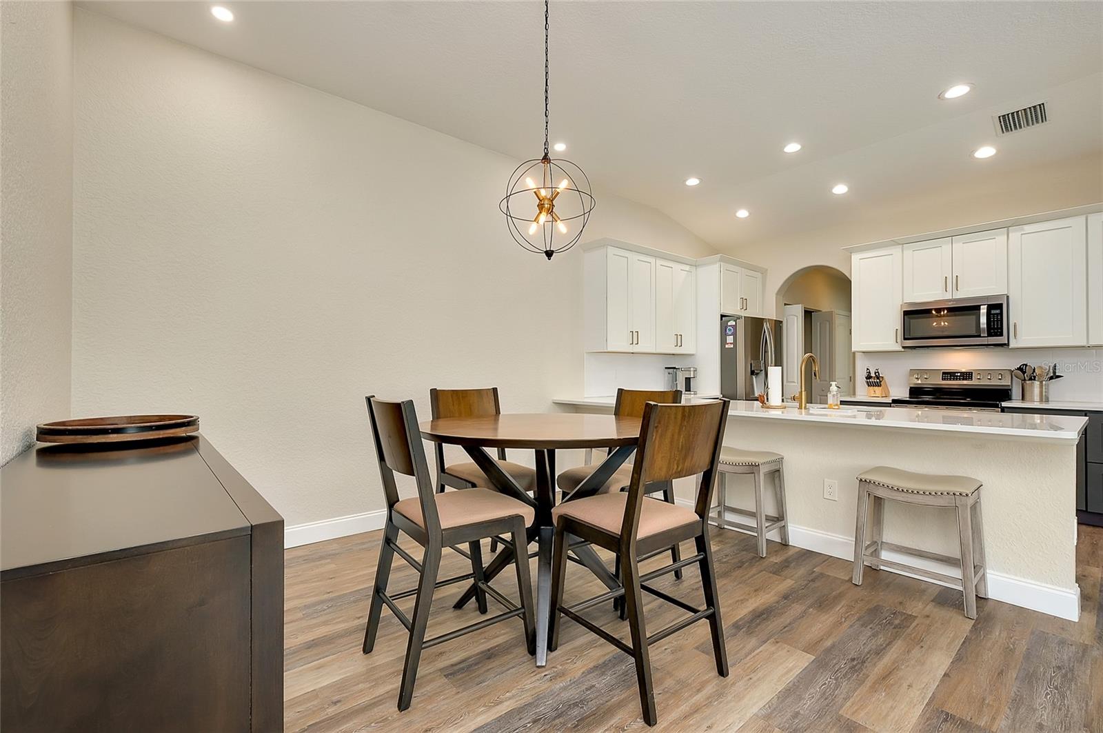 VENETIA PH 5 - Residential