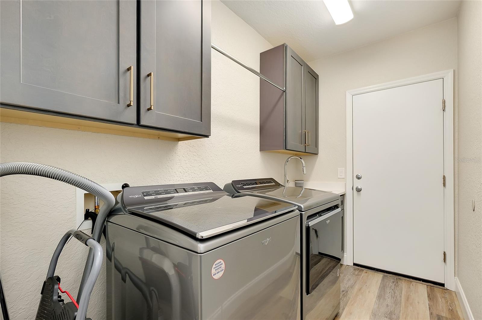 VENETIA PH 5 - Residential