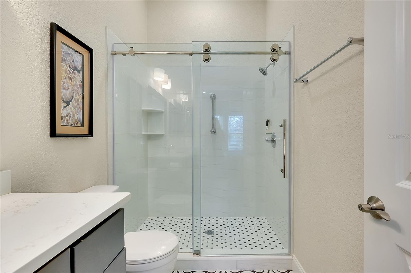 VENETIA PH 5 - Residential