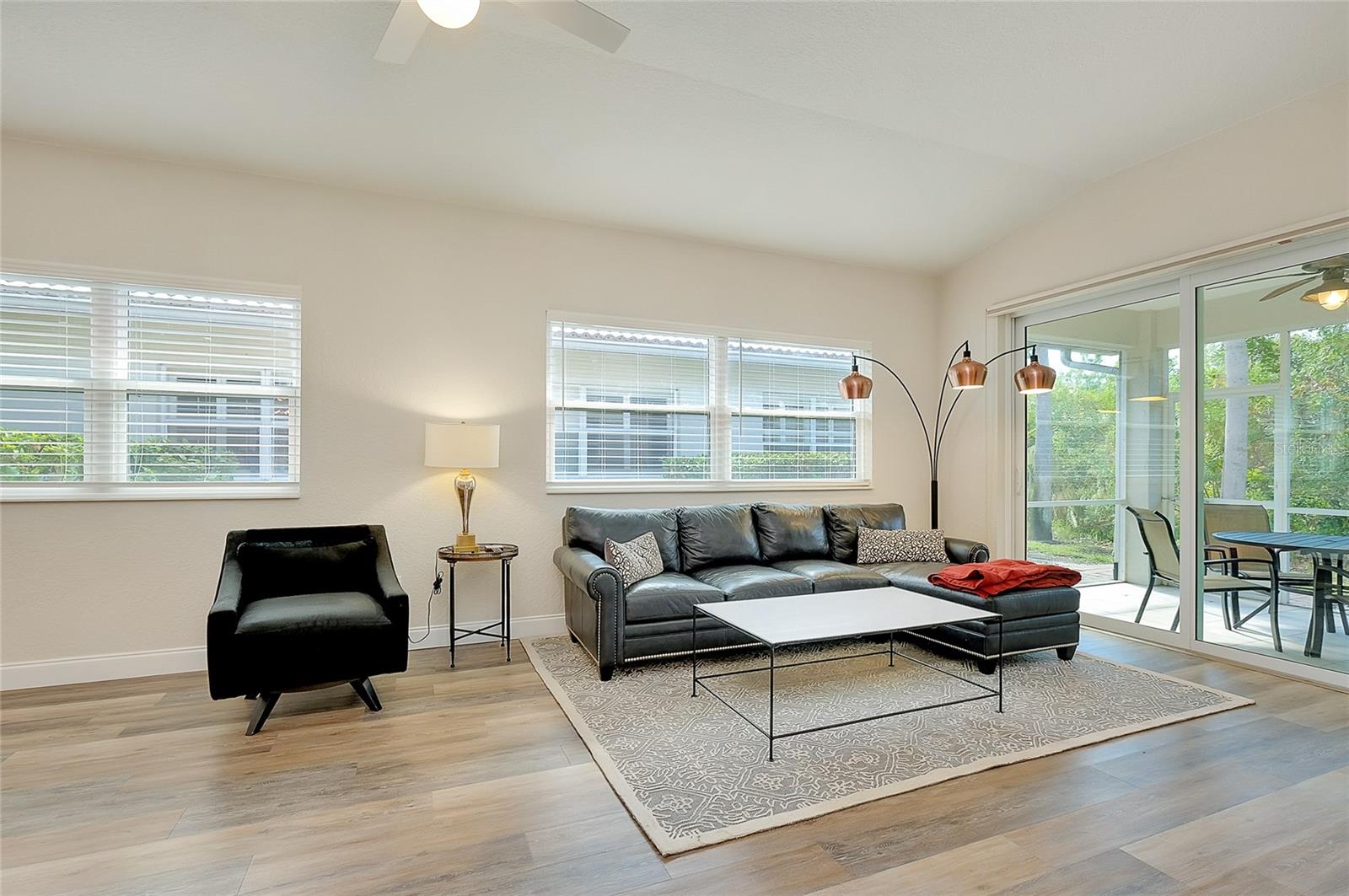 VENETIA PH 5 - Residential