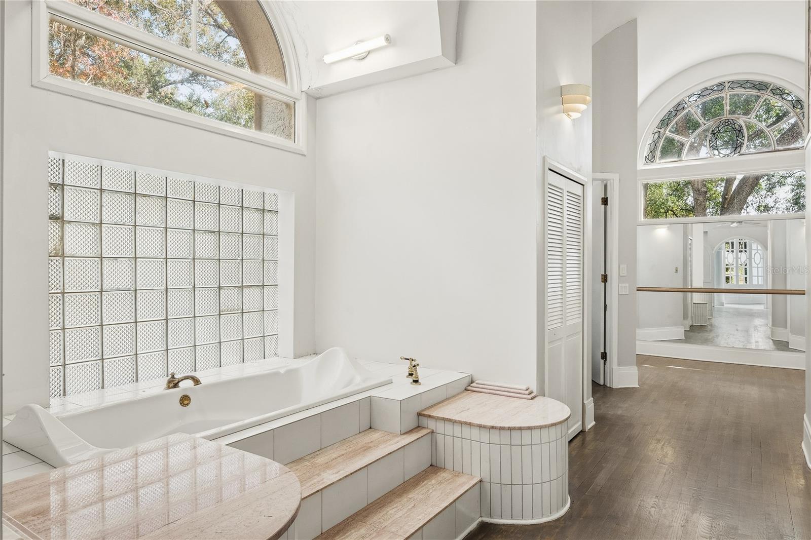 SWEETWATER CLUB UNIT 1-A - Residential