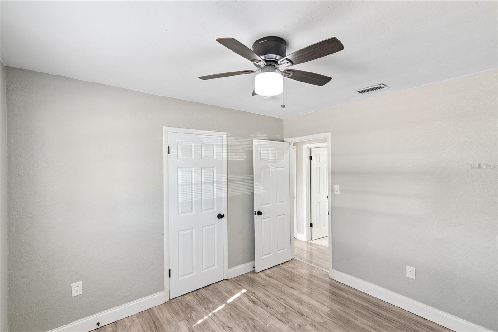 SOUTH LAKE VILLAGE SEC 01 - Residential