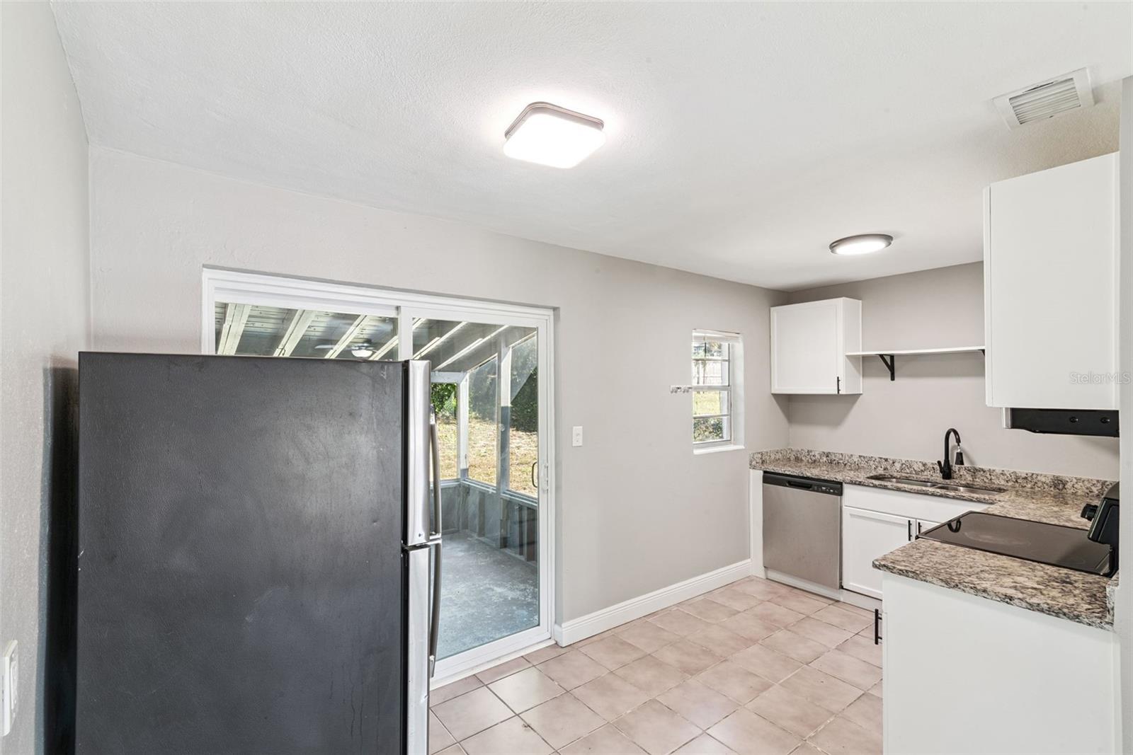 SOUTH LAKE VILLAGE SEC 01 - Residential