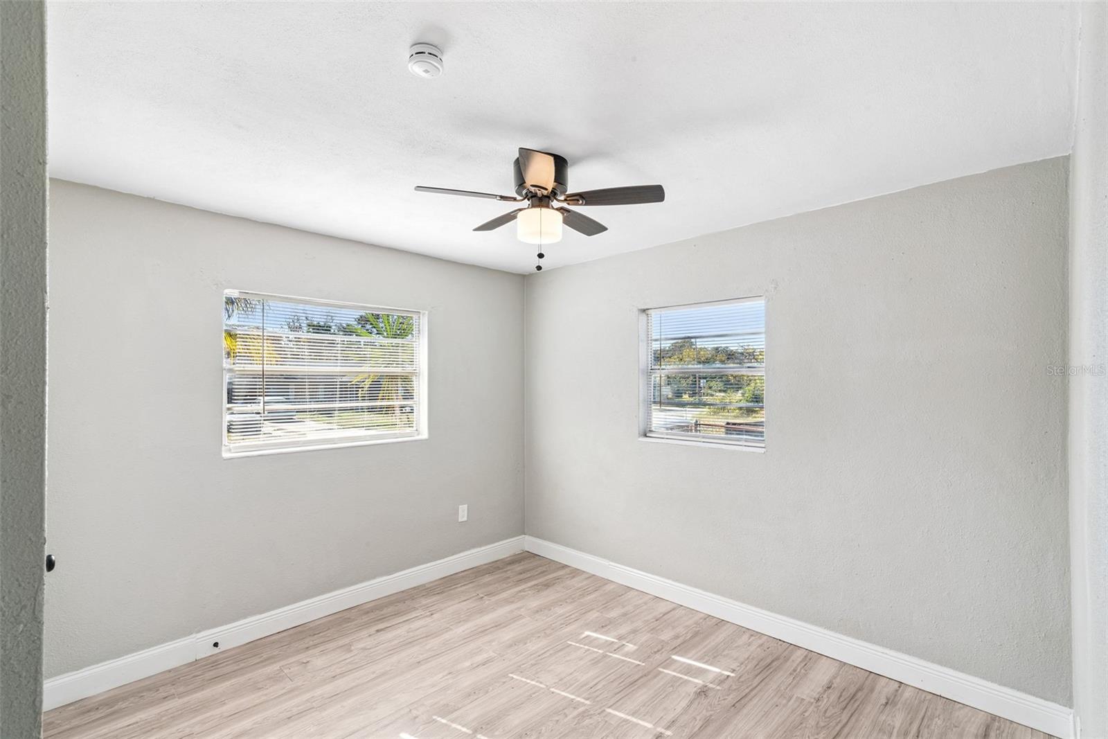 SOUTH LAKE VILLAGE SEC 01 - Residential