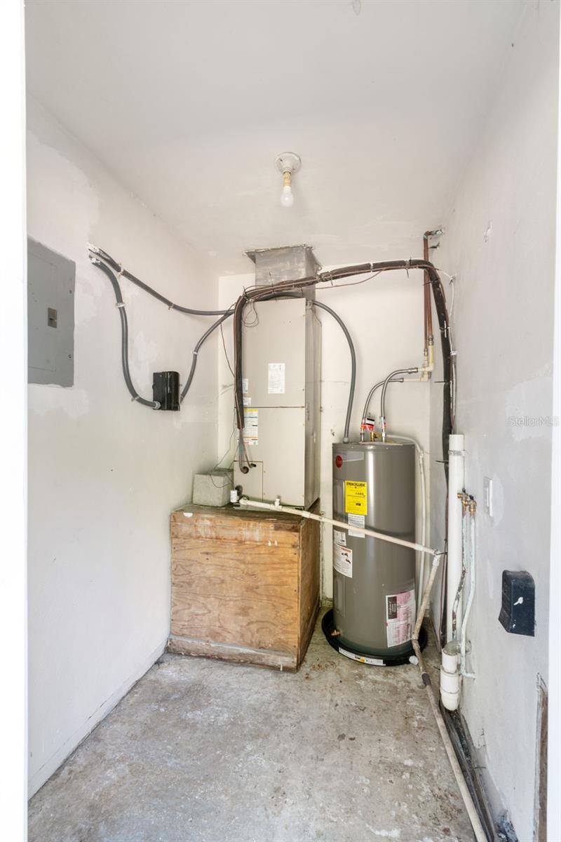 SOUTH LAKE VILLAGE SEC 01 - Residential