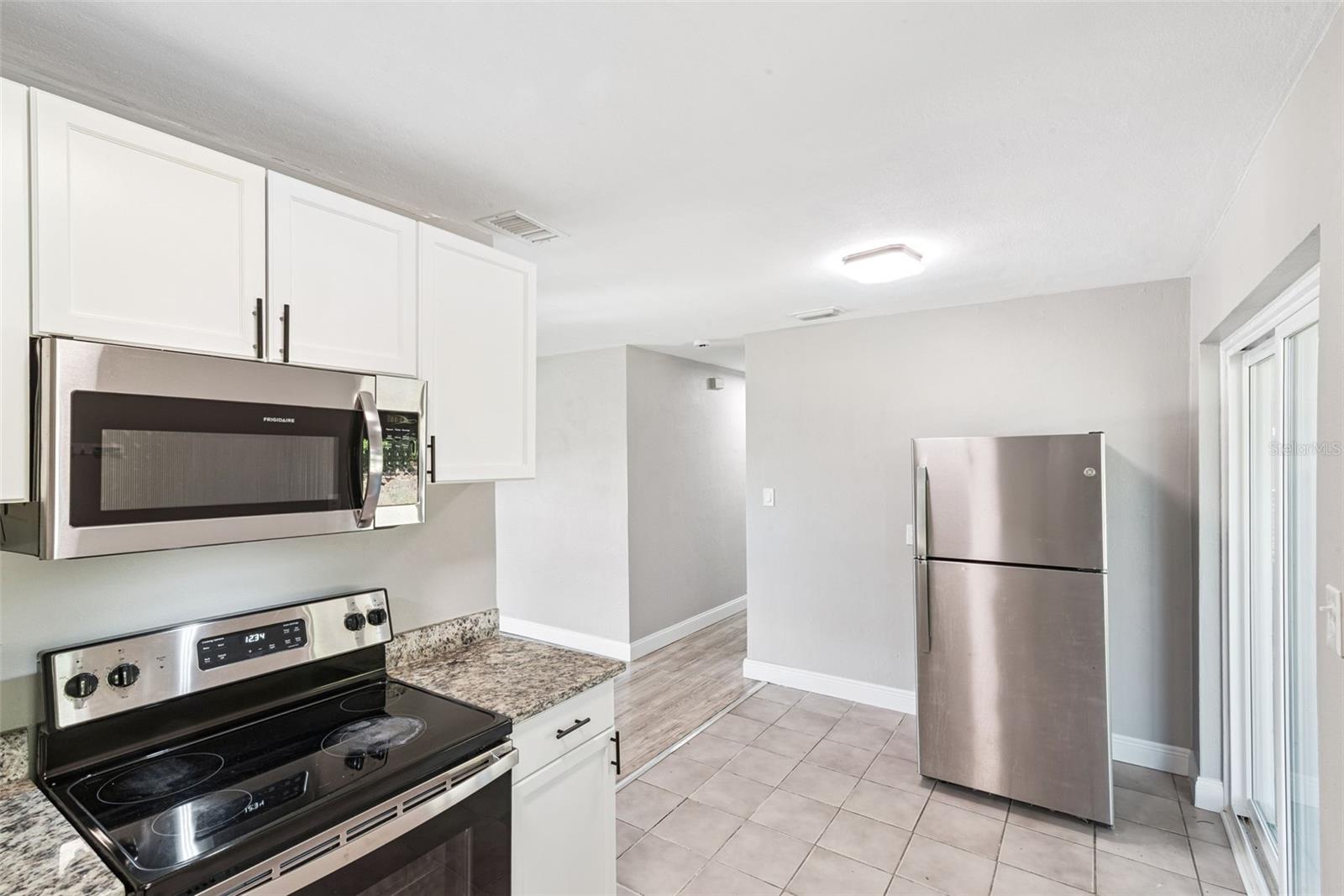 SOUTH LAKE VILLAGE SEC 01 - Residential